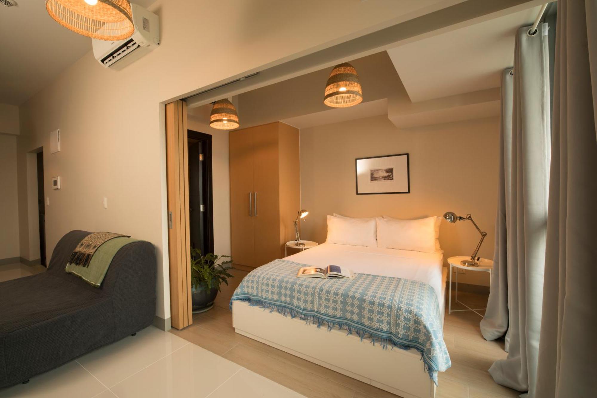 Uptown Parksuites Apartments Tower 2 Bgc By Ph Staycation Manila Exterior photo