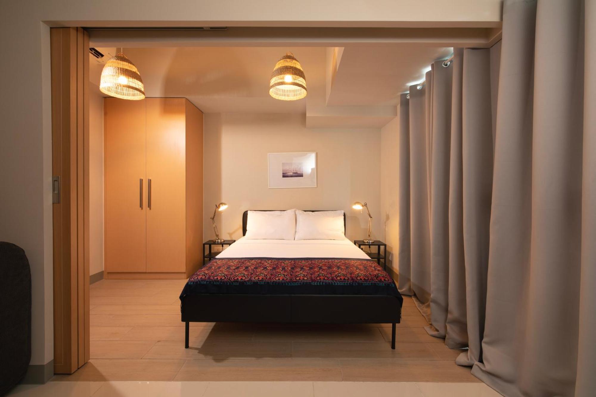 Uptown Parksuites Apartments Tower 2 Bgc By Ph Staycation Manila Exterior photo